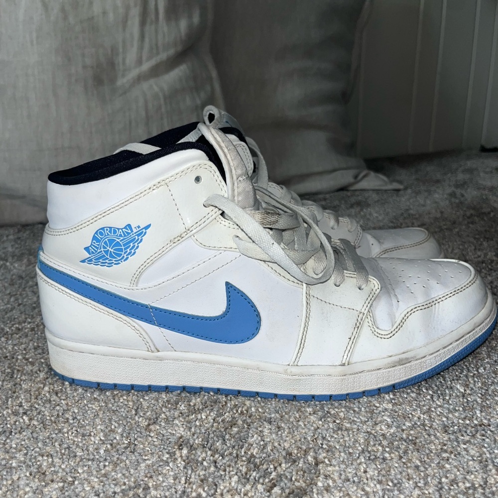 Jordan 1 Retro Legend Blue Men’s Size 11.5
